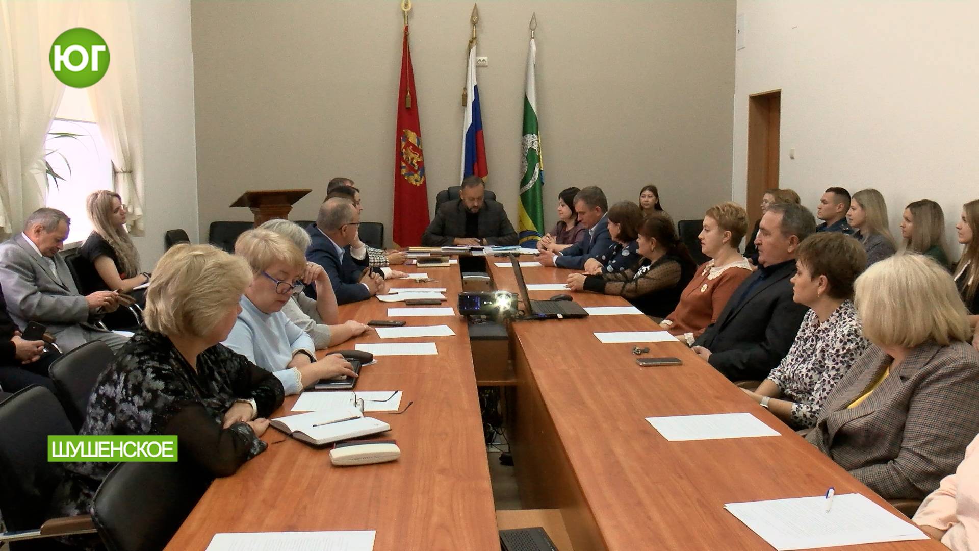 Планерное совещание администрации Шушенского района: тепло и «Пушкинская карта»