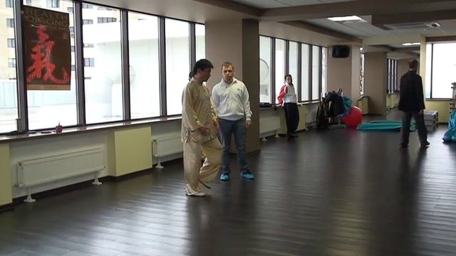 Цигун  Ба Дуань Цзин  6-й отрез парчи