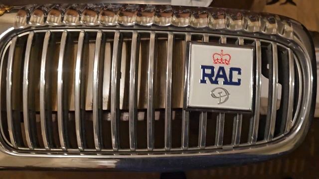 Removing the grill on a X308 to fit "D" badge and RAC enamel badge.