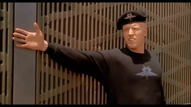 какой смысл от ножей в ядерной войне!?