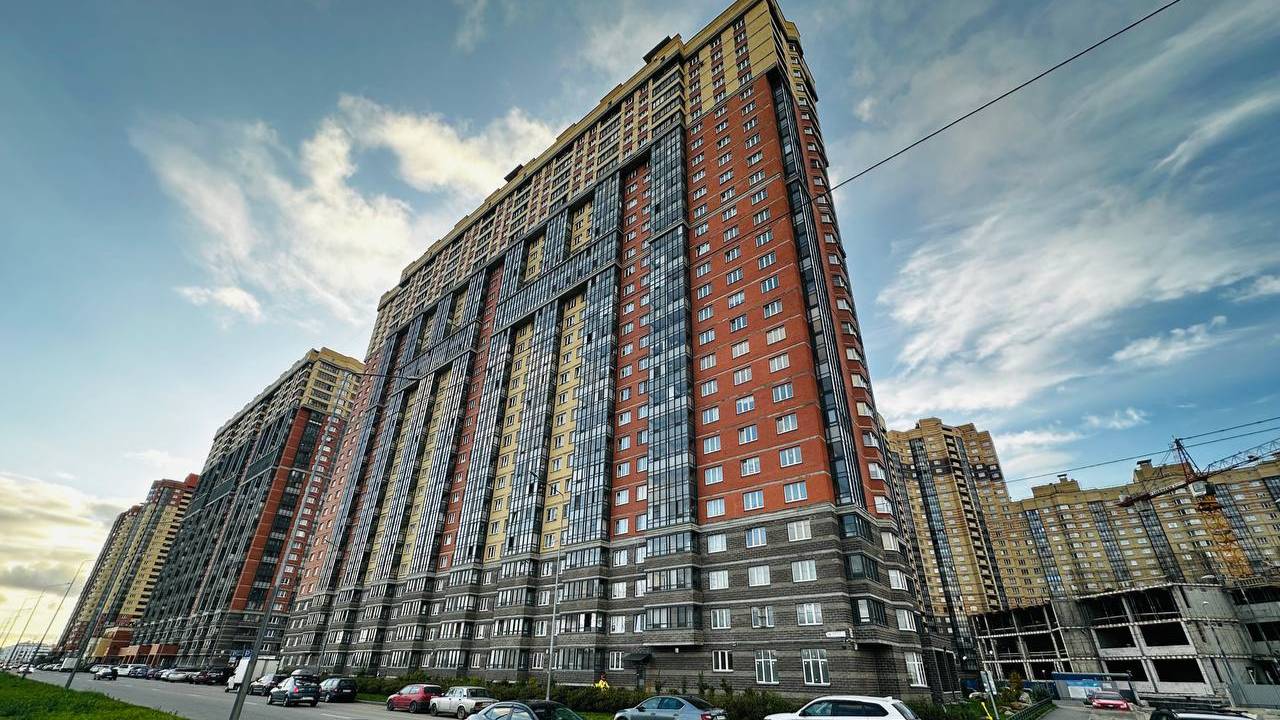 Парнас С-Петербург/ продажа студии 25кв,за 5.2 млн