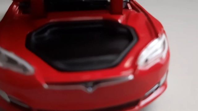 Tesla model s (100D)