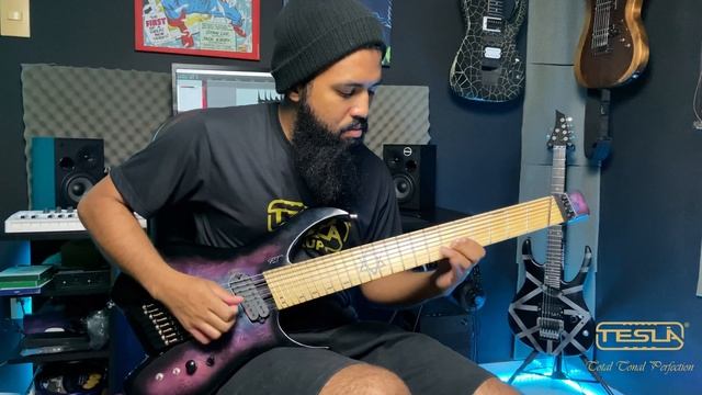 Iury Rodrigues (Brazil-MG) VEGA-M3 da TESLA pickups - Fanned multiscale 8 cordas - Guitar demo