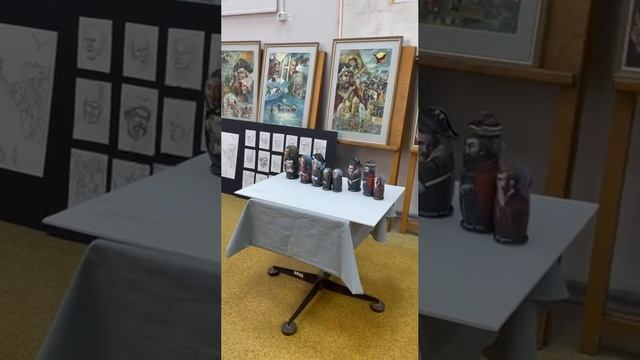Открытие первой персональной выставки выпускницы НДХШ Каменковой Ирины.
