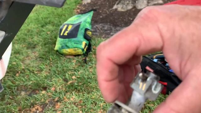 NEW PROPELLER UNBOXING AND DIY  INSTALL   YAMAHA 25 HP HORSE POWER 4 STROKE OUTBOARD