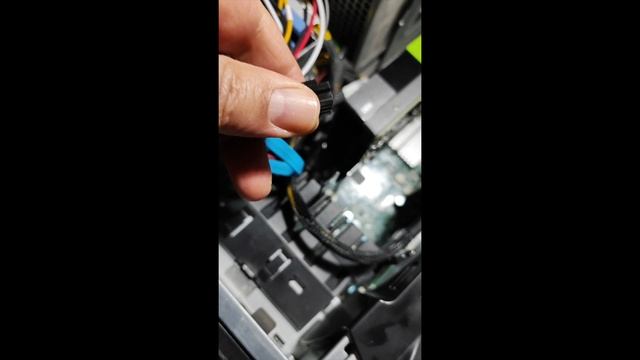 Connettore alimentazione Nvidia Tesla K80