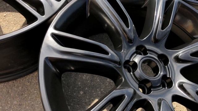 Покраска 20” от Land Rover в #Black