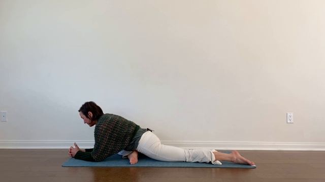 Yoga to Stretch + Tone Hips, Waist and Back