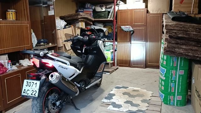 После первого выезда из гаража Yamaha T-MAX 530