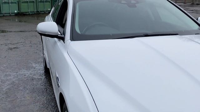 Jaguar XE 2.0d Prestige Auto (s/s) 4dr 2015