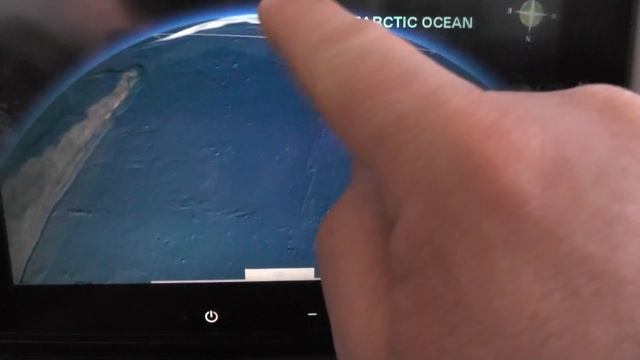 Map on seat back video monitor Boeing 737