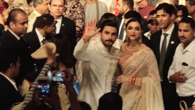 Newlyweds Deepika Padukone And Ranveer Singh At Isha Ambani's Wedding | LehrenTV