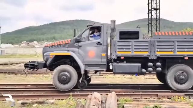 Локомобиль на базе Урал Некст