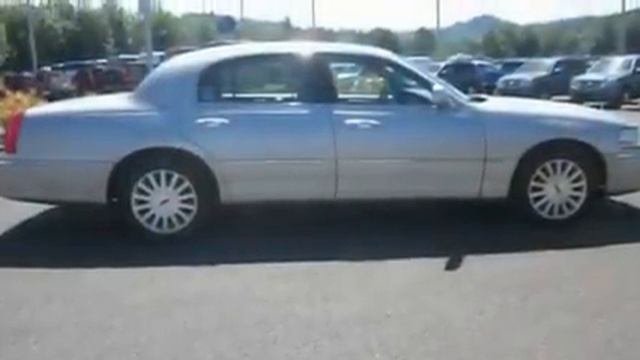 2003 Lincoln Town Car Olympia WA