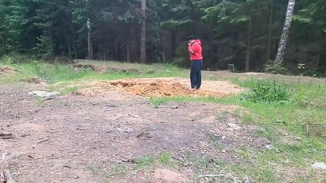 Когда друг Вася провалился в бездонную яму
