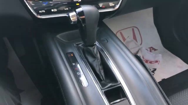 Honda HR-V LX- Alloy rims, Heated seats, Back up camera, A/C 2019 HONDA CERTIFIED! 7 YEAR/160 000KM