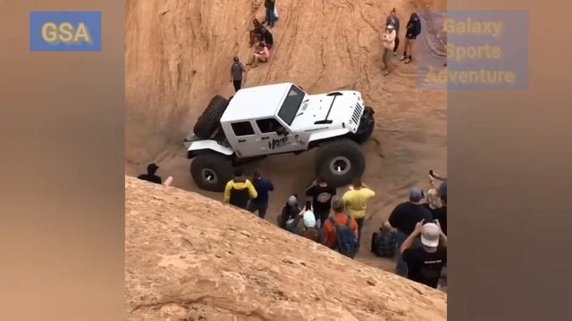 Jeep Wrangler Adventure 2022  Rubicon Jeep Wrangler  Jeep Rock Crawling  Jeep Jumping  Part 1