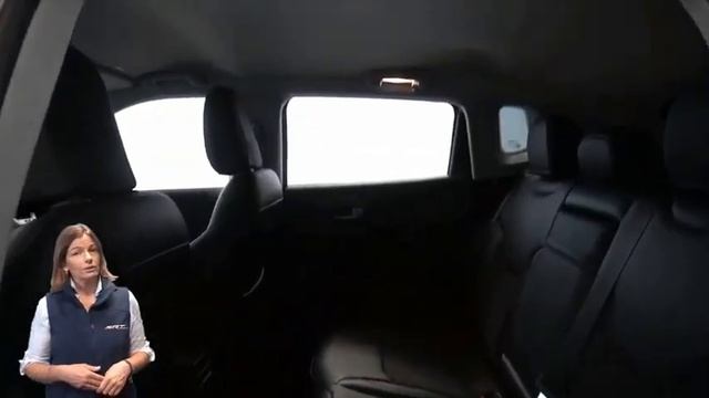 2018 Jeep Compass D5856