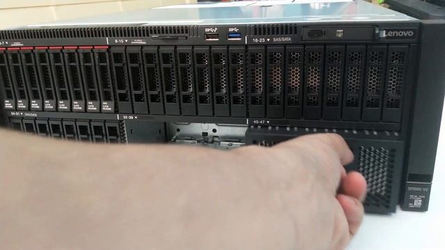 4-way Cooper Lake Lenovo SR860 V2 server: 4 CPU 600K$ monster