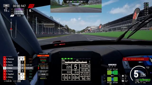 playing assetto Corsa competition on single player in the Bentley car