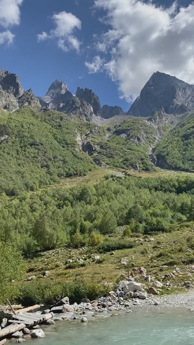 Махарское ущелье Карачаево-Черкесская Республика.