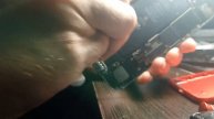 Извлечение акамуляторов из айфонов.