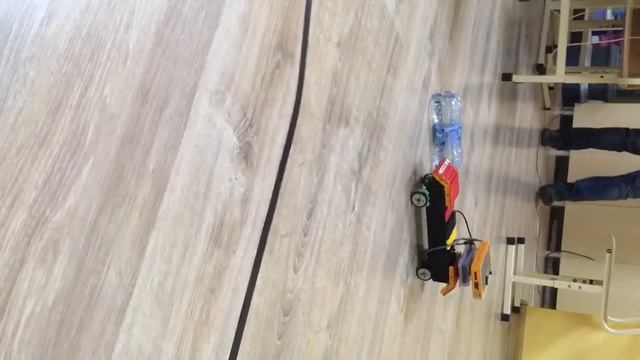 Тесла кибертрак из конструктора
