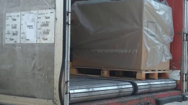 20211118 Italy Castegnero конвеерный пол