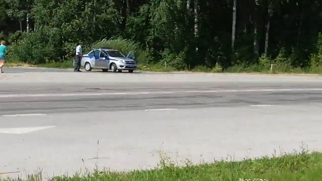 Неправильная парковка сотрудников ДПС