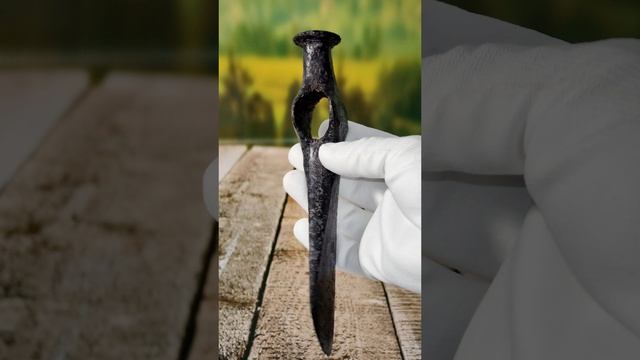 Боевой топор - чекан финно-угорских племен IX-XI вв #metaldetecting #коп #история #battleaxe