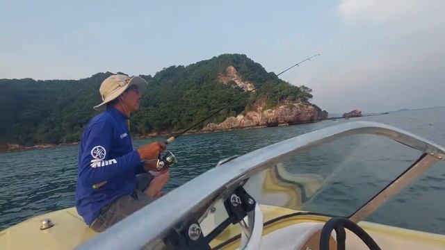 1969 chrysler charger151 fishing