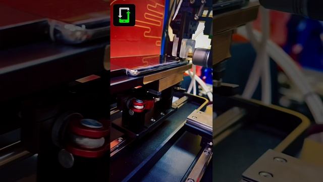 Зачем срезать стекло на телефоне?