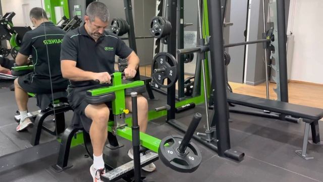 Plate Loaded Seated Calf Raise