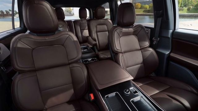 2025 Lincoln Aviator Mid size SUV Get's Refreshed and Prices Increased