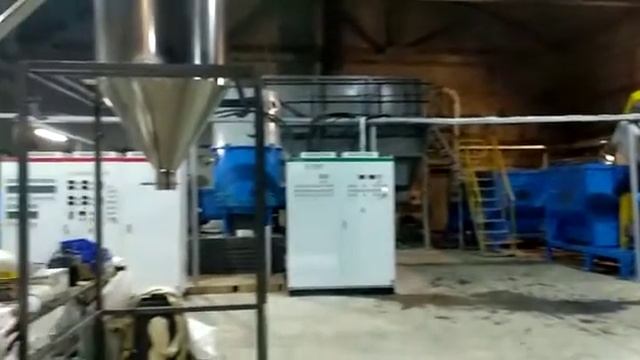 Двухкаскадный гранулятор с компактором с водокольцевой резкой