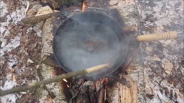 ЯЙЦА РЯБЧИКА!!!ЖАРЁНКА НА КОСТРЕ!!!ПЕРВЫЙ СНЕГ В ЗИМНЕМ ЛЕСУ!