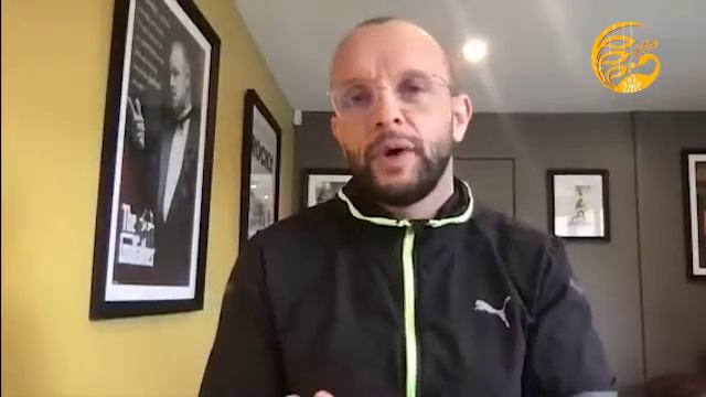 Café 21: Hot Seat #9 - Jamie Baulch Interview