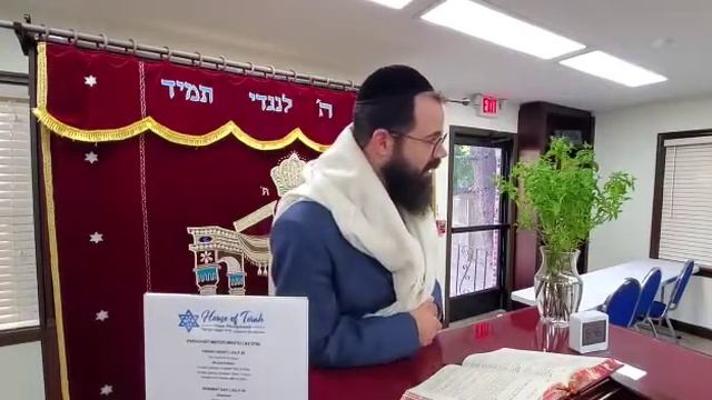 Praying Amida while Seated - Rav Avichai Bensoussan 5782