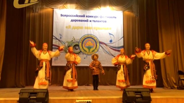 ФОЛЬКЛОРНЫЙ АНСАМБЛЬ «ЛАПОТОЧКИ» УСПЕШНО ПРИНЯЛ УЧАСТИЕ В ДВУХ МУЗЫКАЛЬНЫХ КОНКУРСАХ
