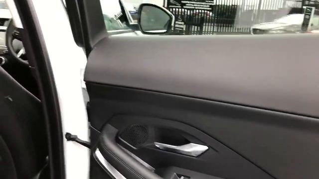 NEW ARRIVAL For Approved Used At Hatfields Jagaur Liverpool E-PACE S D150 MANUAL