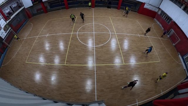 Футбол 24-10-2024 10(ж) - 7(т) 2 ч.