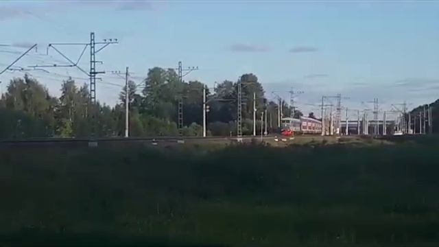ЧС200-009 с поездом №742 Москва-Санкт-Петербург