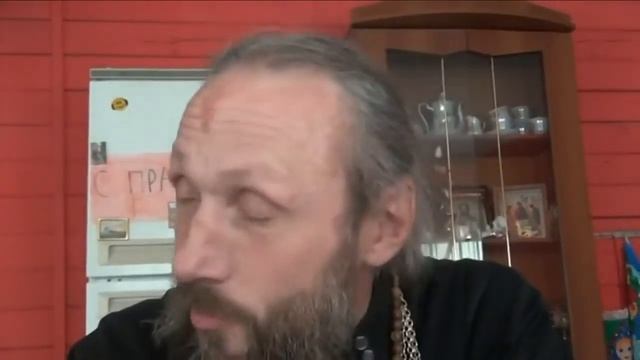купил телевизор, а из него с экрана БЕС вышел живой .