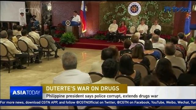 Philippine President Duterte admits police corruption, extends drugs war