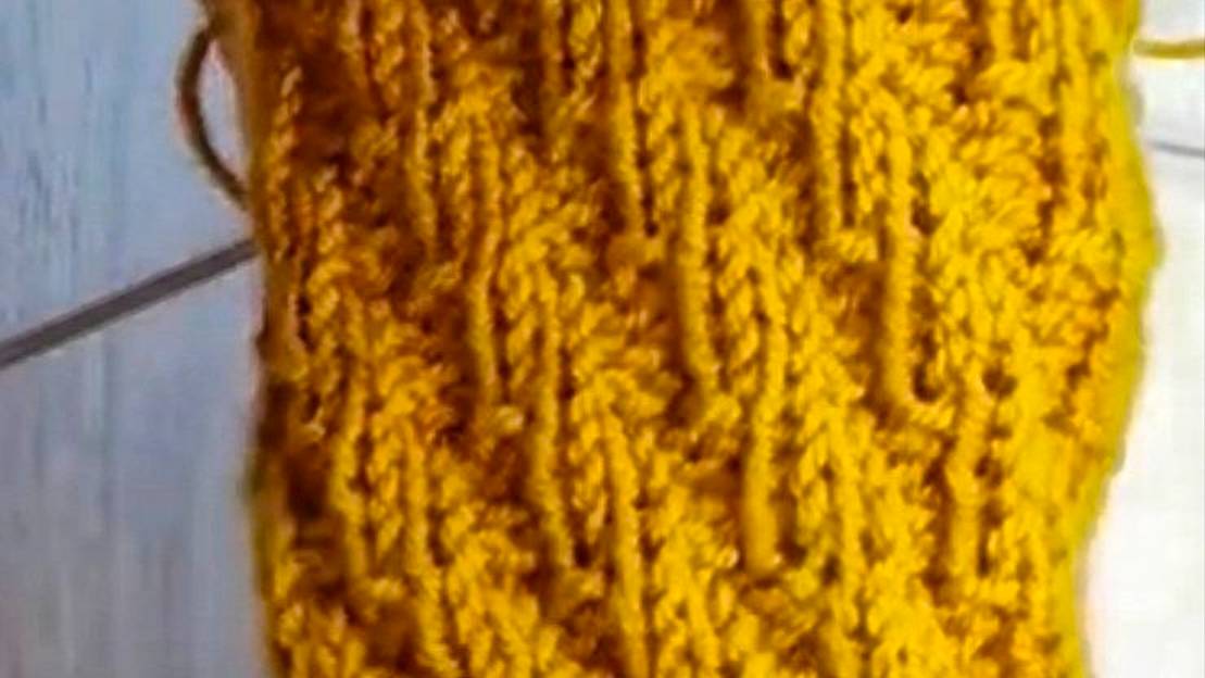 Носочки спиралькой, узор держит форму, носочки не растягиваются, и не спадают с ноги.