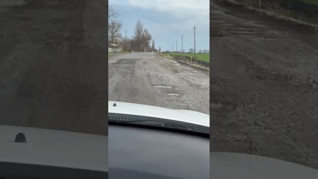 Легендарная дорога на Осечки, которую бояться даже внедорожники, дети вынуждены забыть о школе...