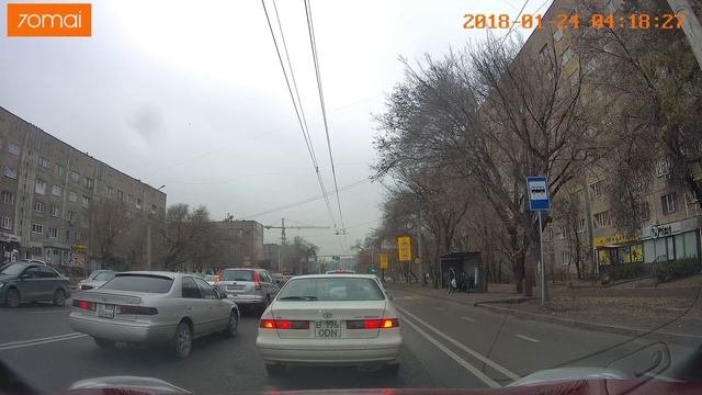 Любимый город Алматы. Движение  на улицах.  Ноябрь   2022 Kazakhstan. Almaty. The Roads.