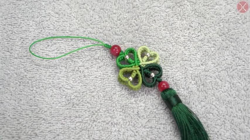 Macrame tutorial ｜ Macrame lucky four leaf clover key chain tutorial 🍀 ｜ Just bring luck with you