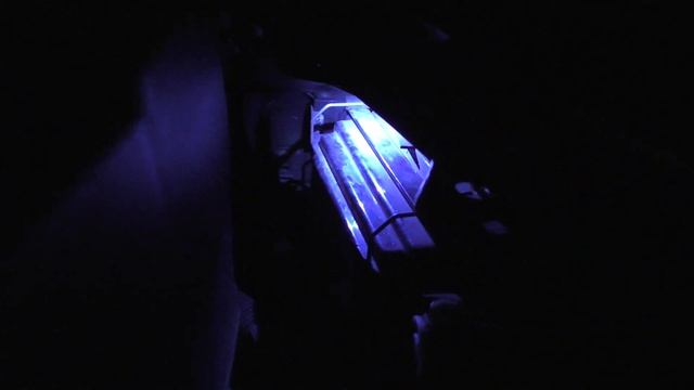 Seat Leon Stella 1M - подсветка под капотом. Licht unter der Motorhaube.