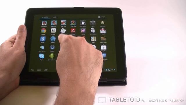 Jak przenieść ikonę na pulpit w tablecie z systemem Android 4.x